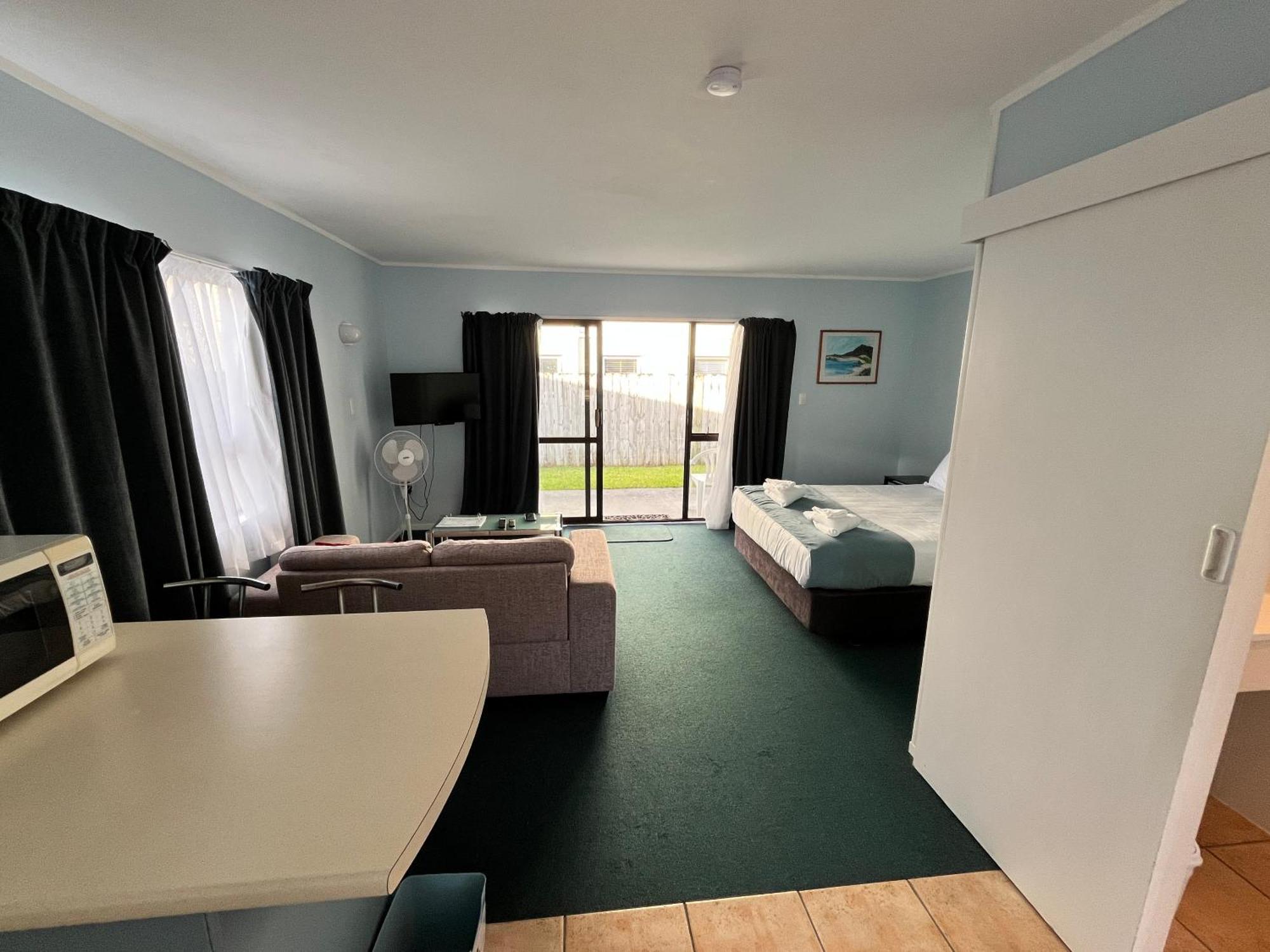 Marlin Court Motel Пейхия Экстерьер фото