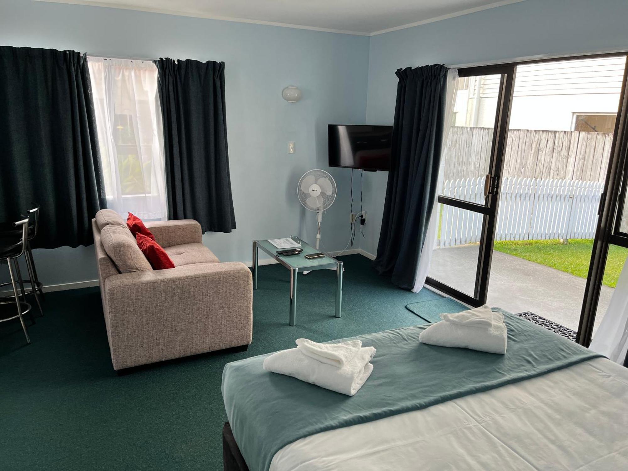 Marlin Court Motel Пейхия Экстерьер фото