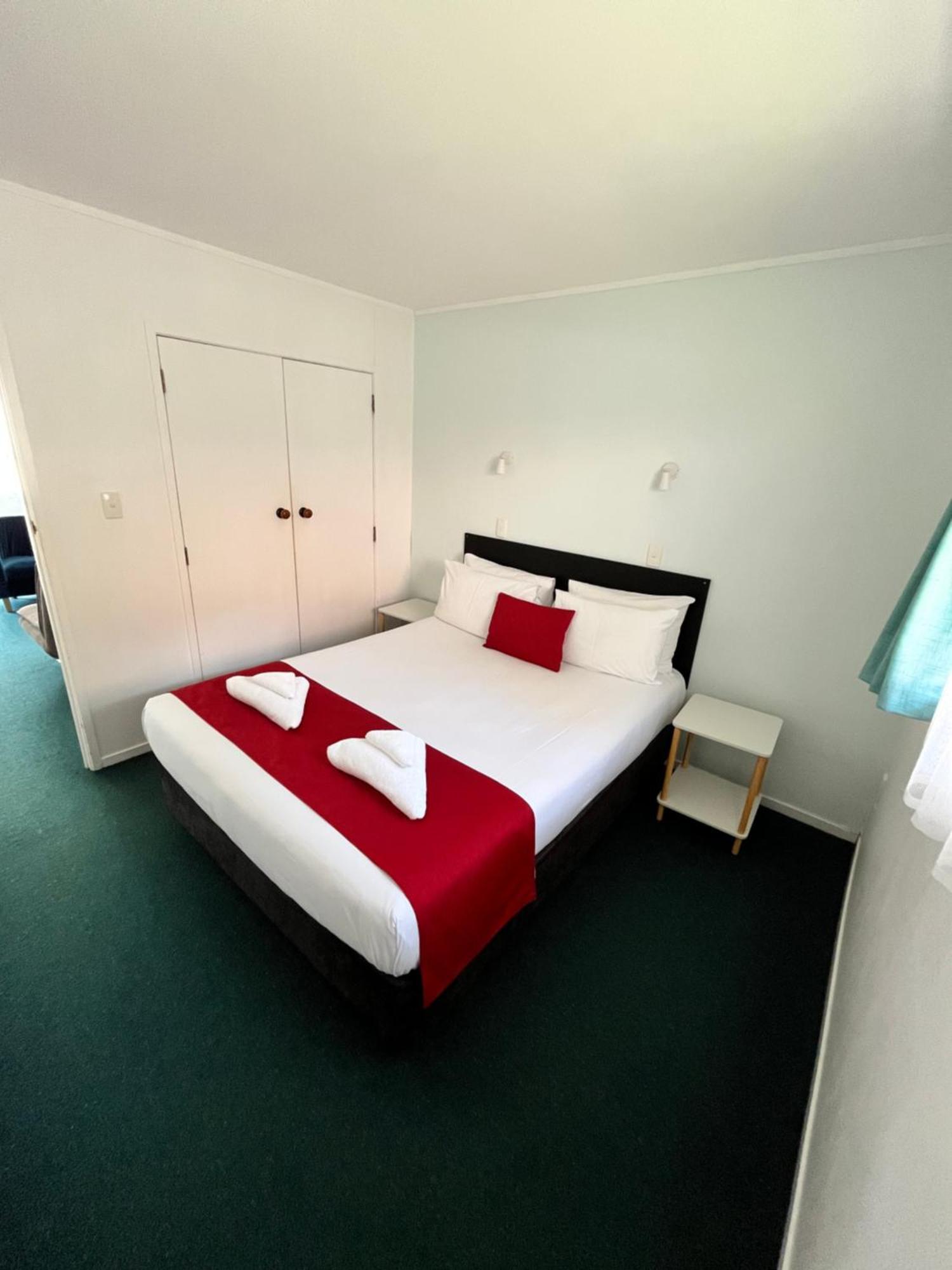 Marlin Court Motel Пейхия Экстерьер фото
